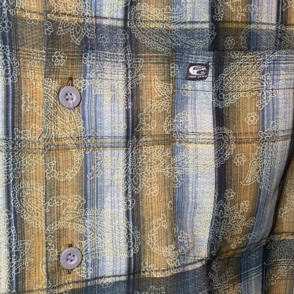 Point Zero short sleeve button up - Picture 2 of 4